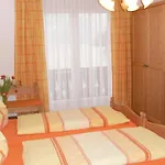Quarto em Acomodações Particulares Haus Seehof Sankt Gilgen